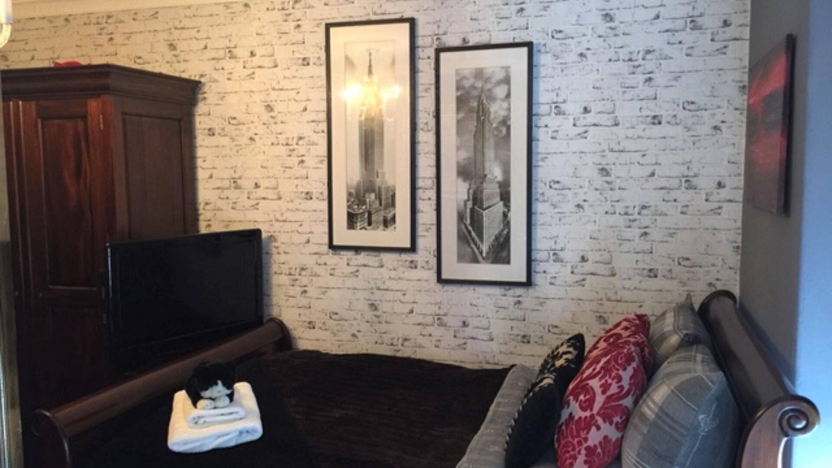 Tillicoultry Apartment | Cosy & Rustic Apartment in Clackmannanshire