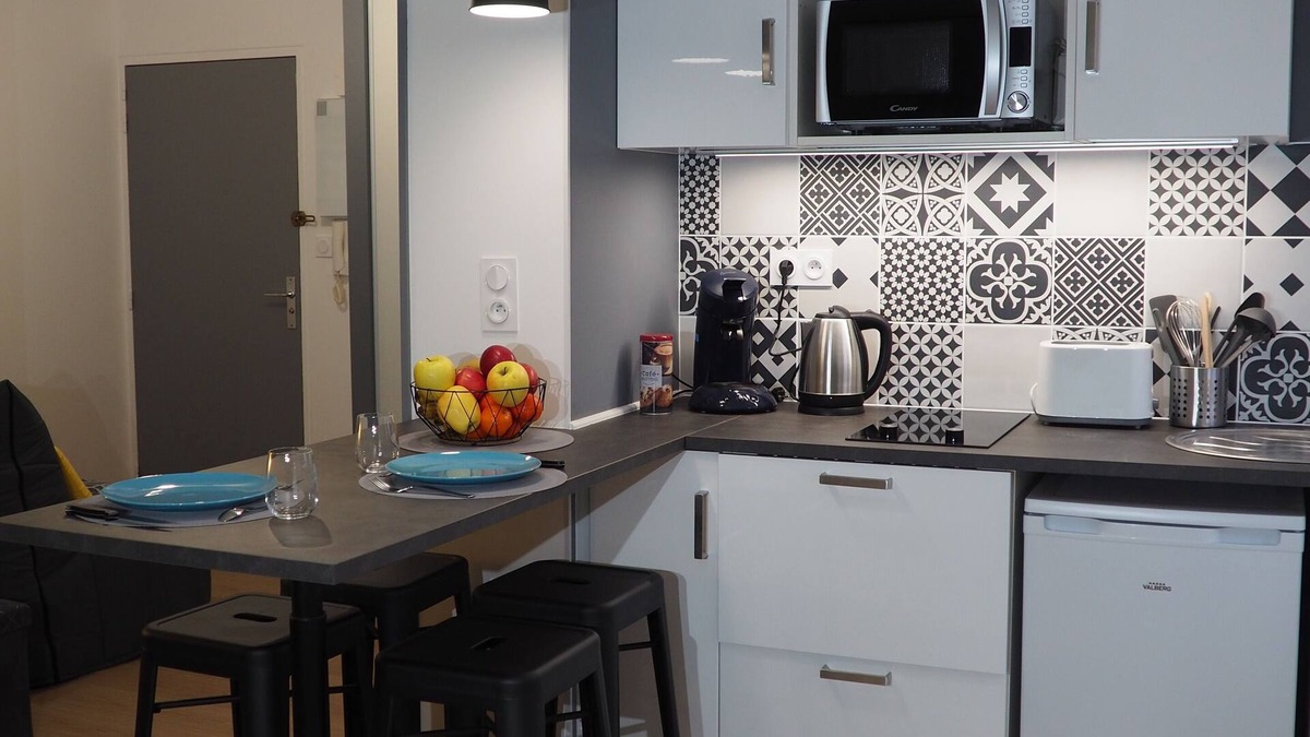 Dijon Apartment | Cosy studio 5 minutes from the station
