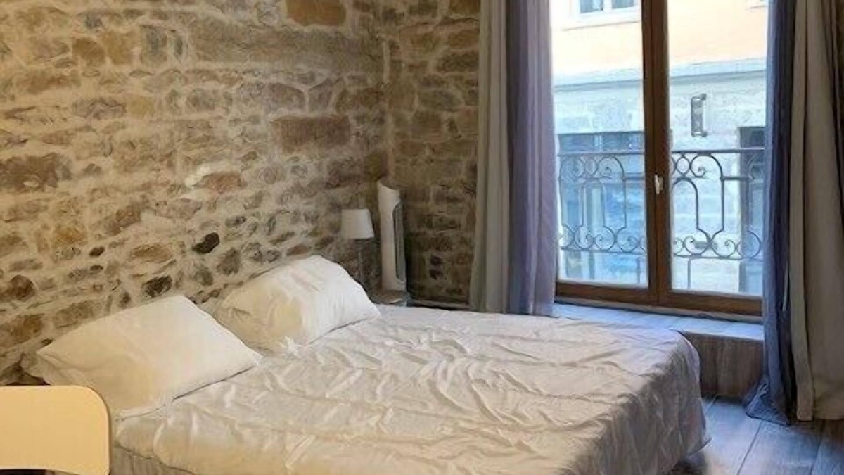 5th Arrondissement Apartment | Cosy Studio Georges for 2 people in Vieux Lyon