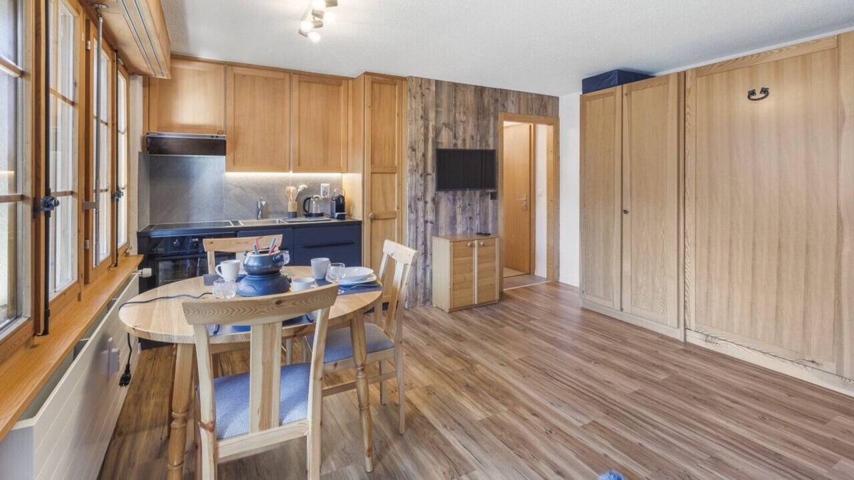 St. Luc Apartment | Cosy studio with breathtaking view