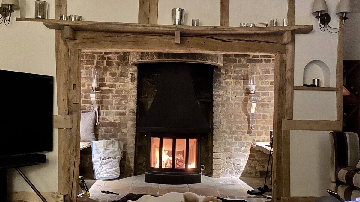 Ockley House | Cosy Stylish Cottage in The Surrey Hills, sleeps 6 (can+2 annex)