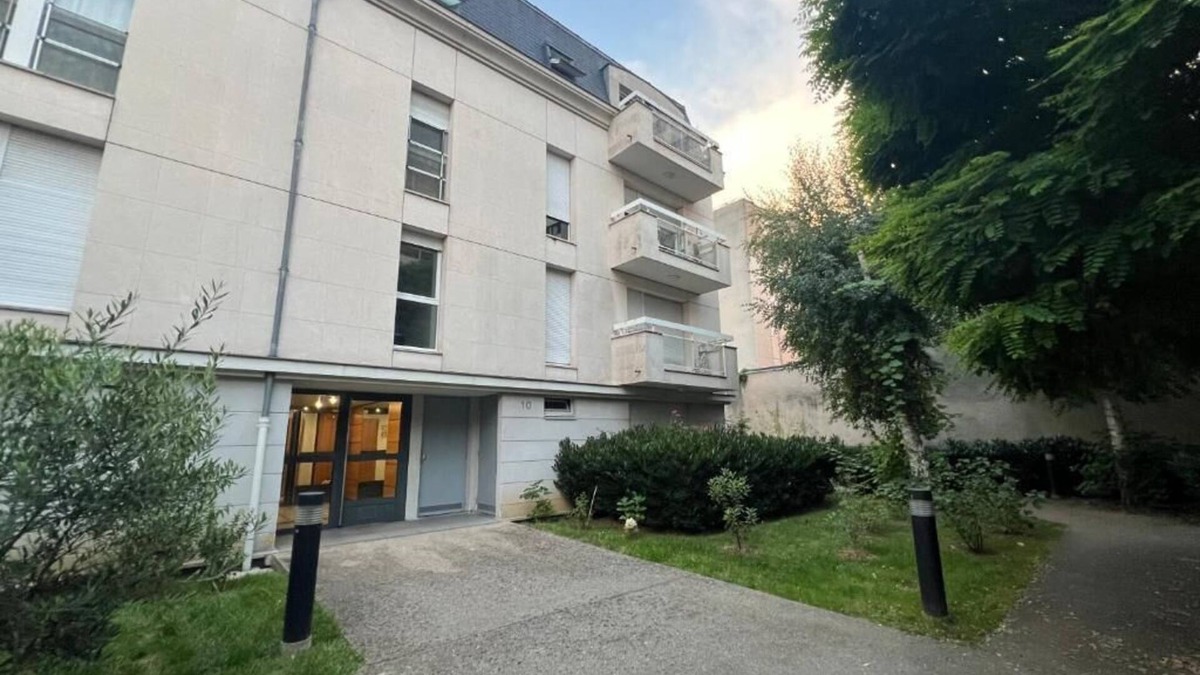 Asnieres-sur-Seine Apartment | Cosy whole apartment in Asnières sur Seine