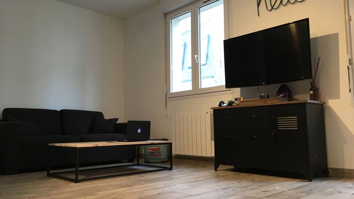 Cherbourg-en-Cotentin House | CosyFlat Cherbourg downtown apartment 600m Naval Group