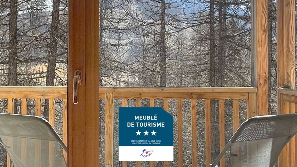 Les Claux Apartment | CosyRefuges - Le Refuge des Marmottes *: 2-bedrooms apartment, 40m², top-level