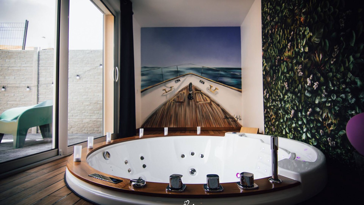 Bray-sur-Somme House | Cosyvilla - Suite Romantique Avec Jacuzzi Sauna et Hamma