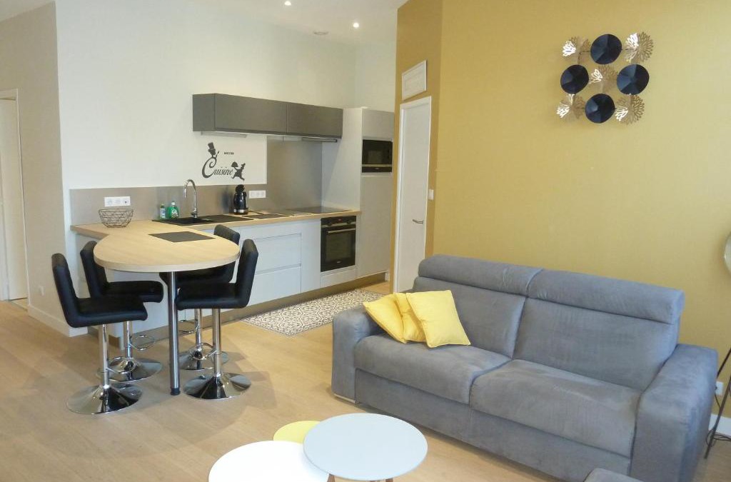 Bergues Apartment | Coté Cour