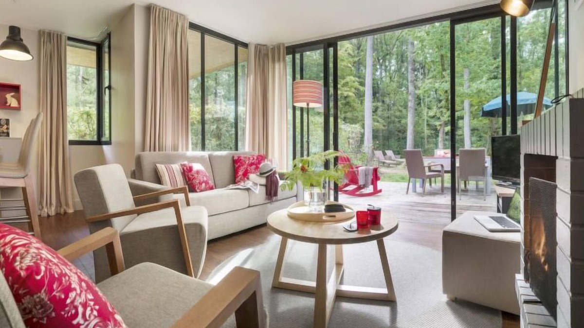Les Barils House | Cottage Pagode VIP by Interhome