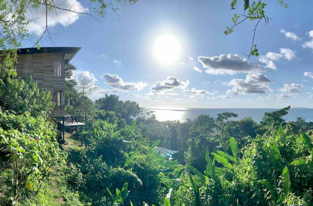 Drake Bay House | Cotinga Nest - King Bed, Ocean View