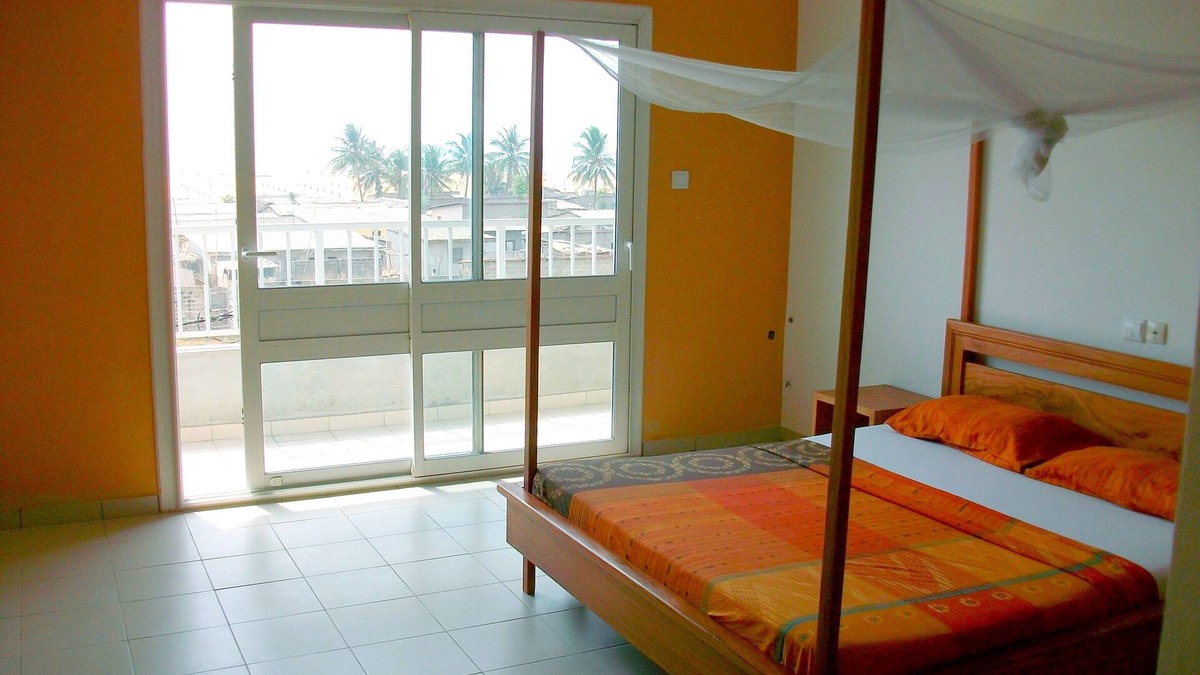 Littoral Department Apartment | COTONOU Fidjrosse: 1 Studio in Residence SEAVIEW