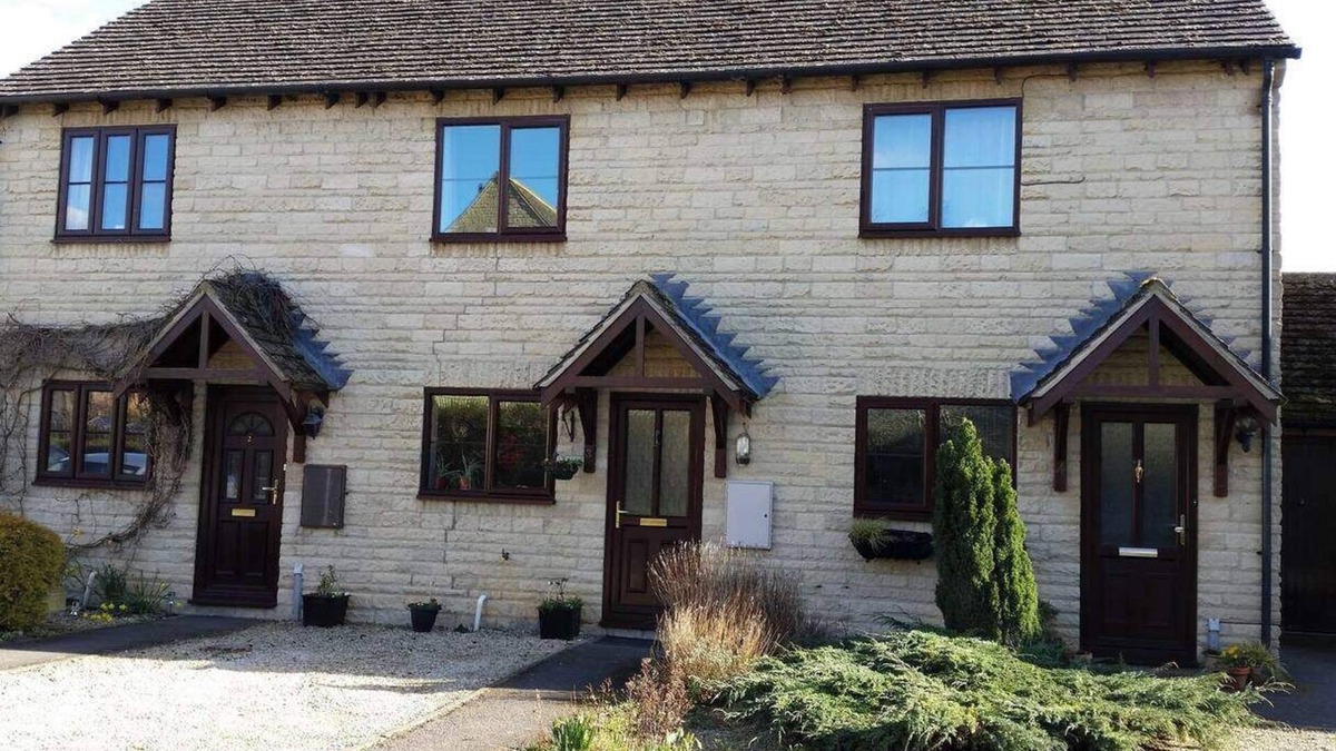 South Leigh House | Cotswold Retreat, Children & Pets Welcome