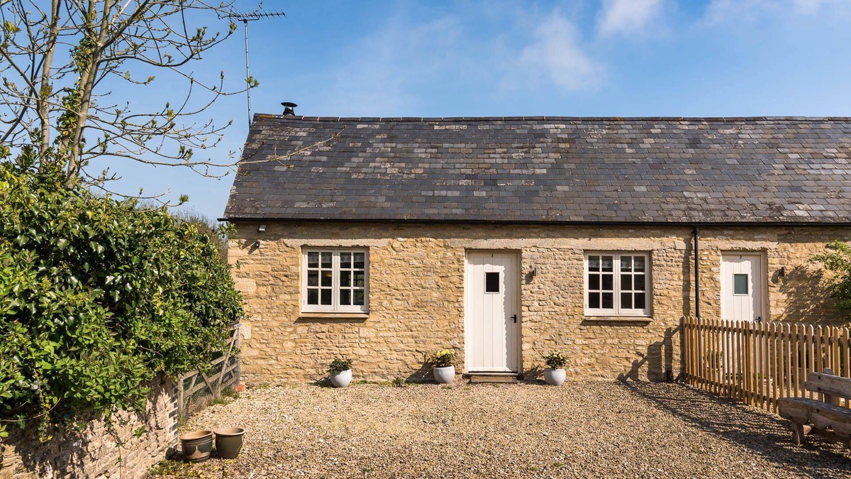 Witney House | Cottage 1 - sleeps 4 guests in 2 bedrooms