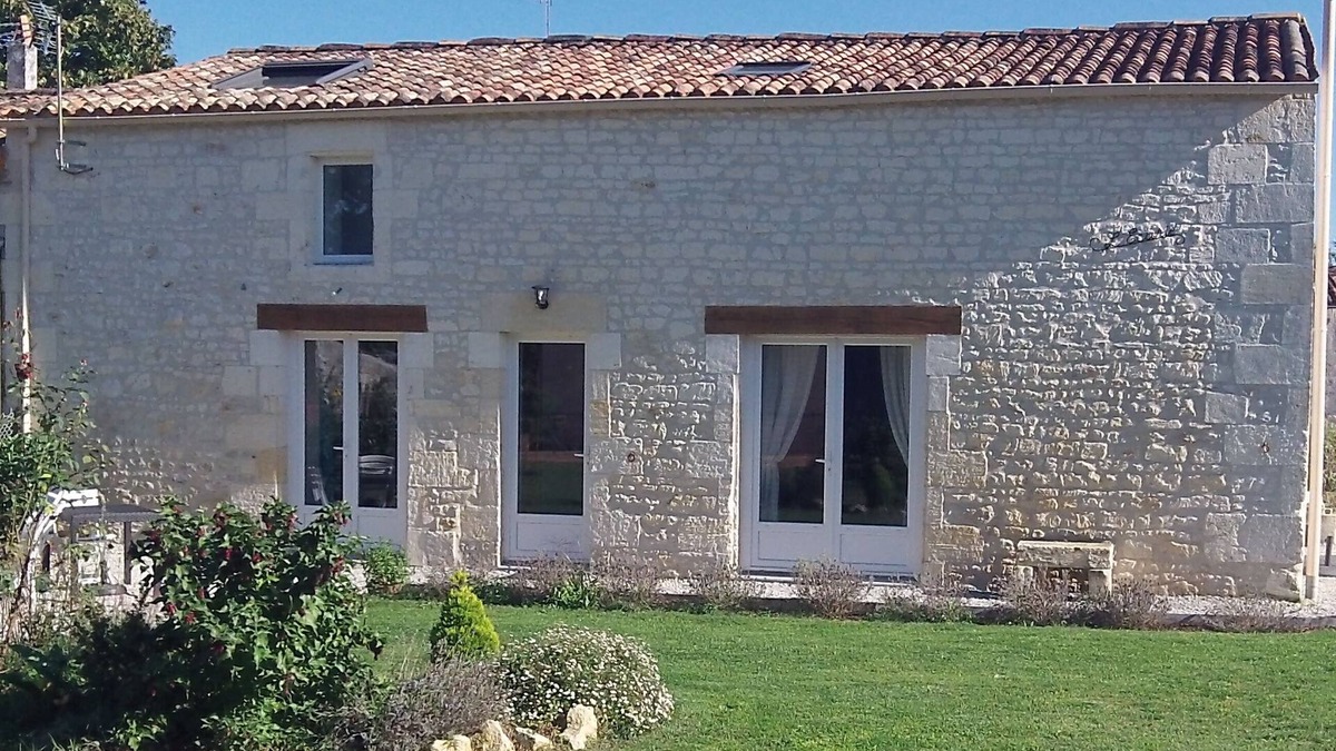 Luchat House | Cottage 100m², 3 bedrooms, swimming pool. Holy Triangle/Royan/Oléron