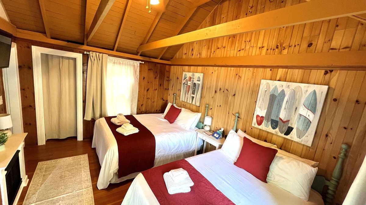 Wolfeboro Cottage | Cottage 11 - Year Round - Pet Friendly - 1 Bed/1 Bath w/Private Courtyard