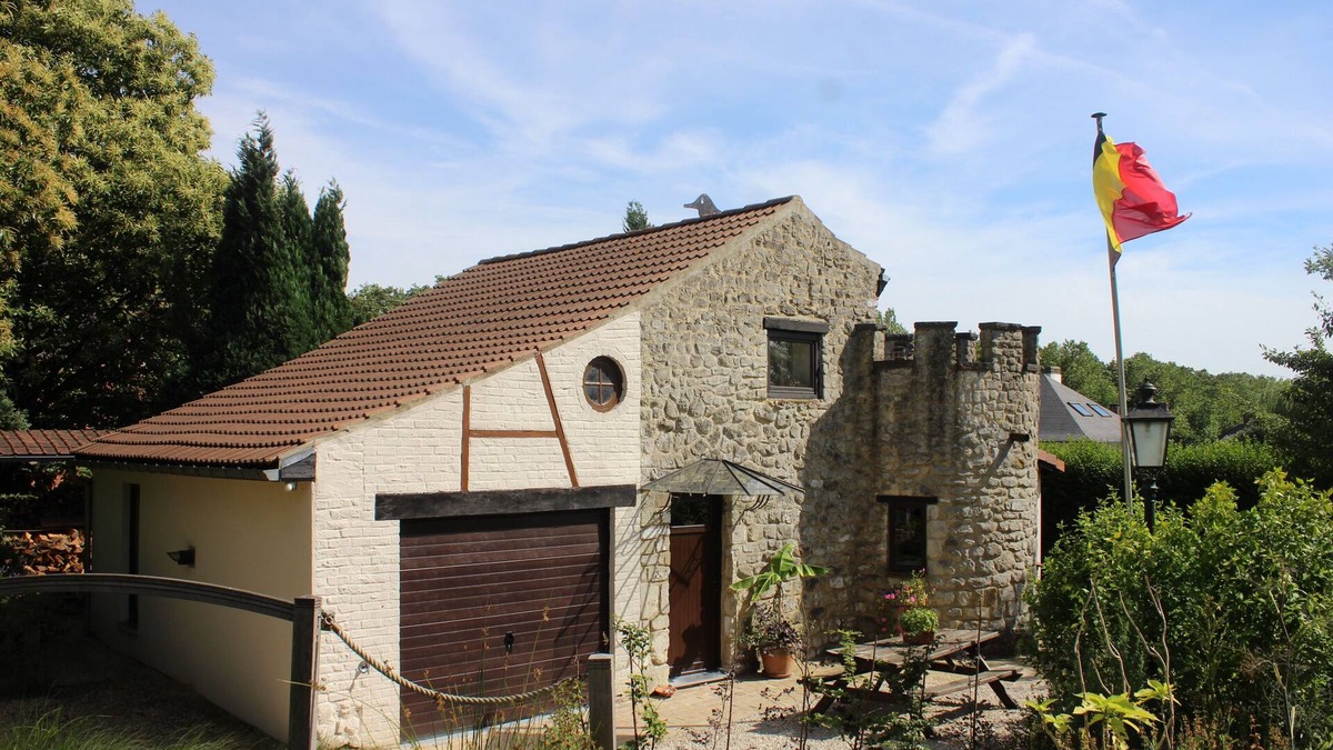 Mont-Saint-Jean Cottage | Cottage 1815: Waterloo Battlefields