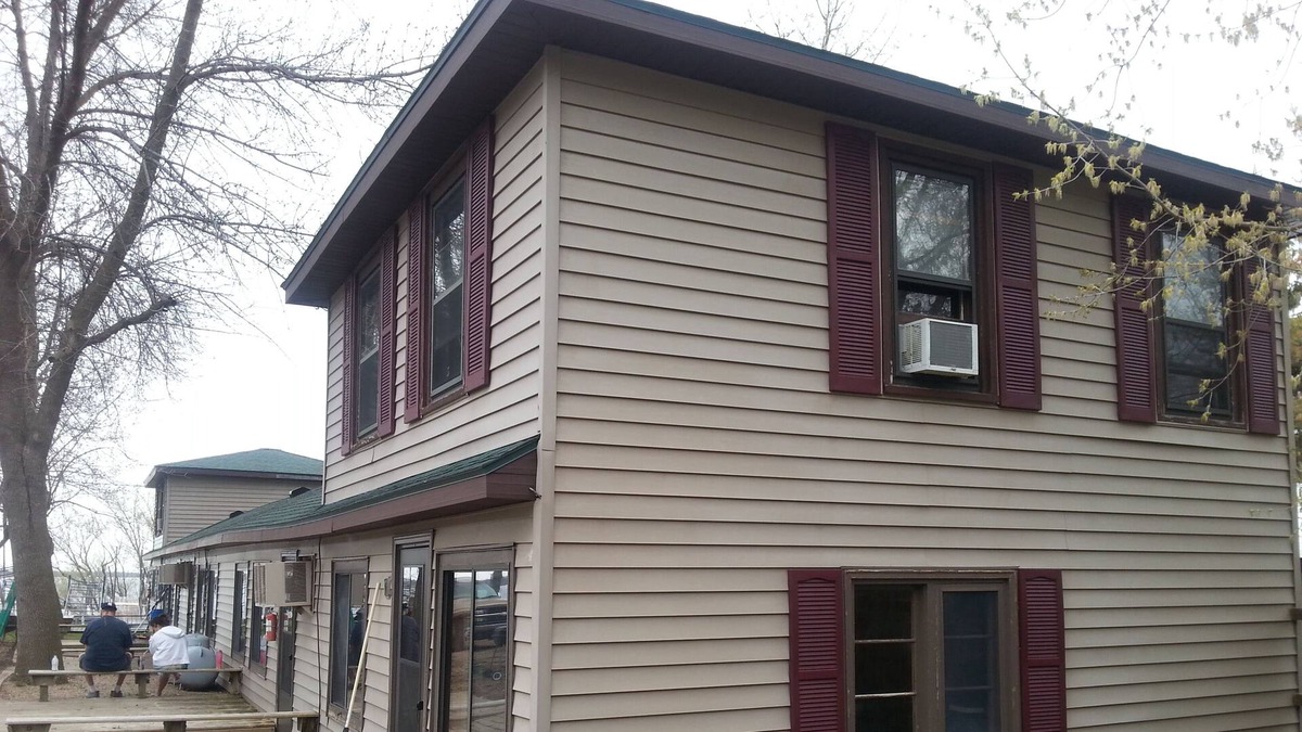 Osakis Cabin | Cottage 2 is great for family gatherings, & fishing on Lake Osakis!