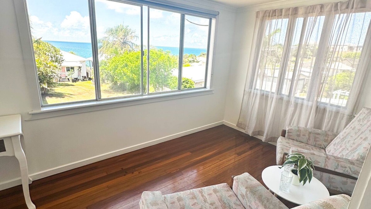 Cooee Bay Cottage | Cottage @ 33