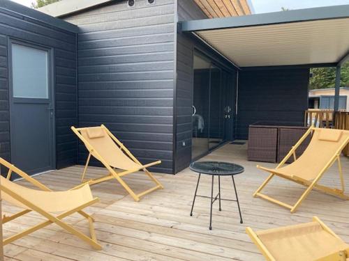 Jullouville-les-Pins Apartment | COTTAGE 4/5 pers