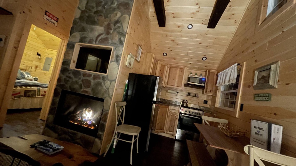 Old Forge Cottage | Cottage "5th Lake" 2-Bedroom, Waterfront Cottage at The Lakes Old Forge