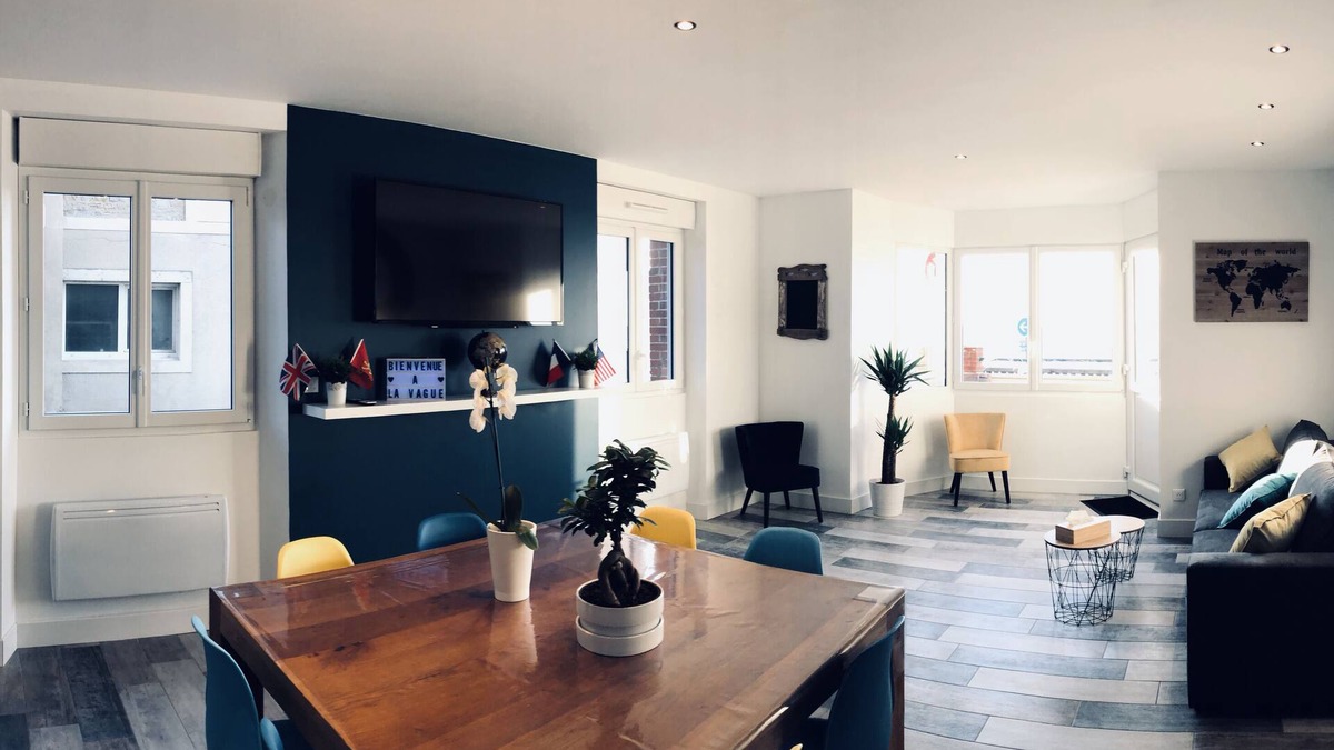 Grandcamp-Maisy House | Cottage 8-10 people Beach Front in the heart of the D-Day beaches.