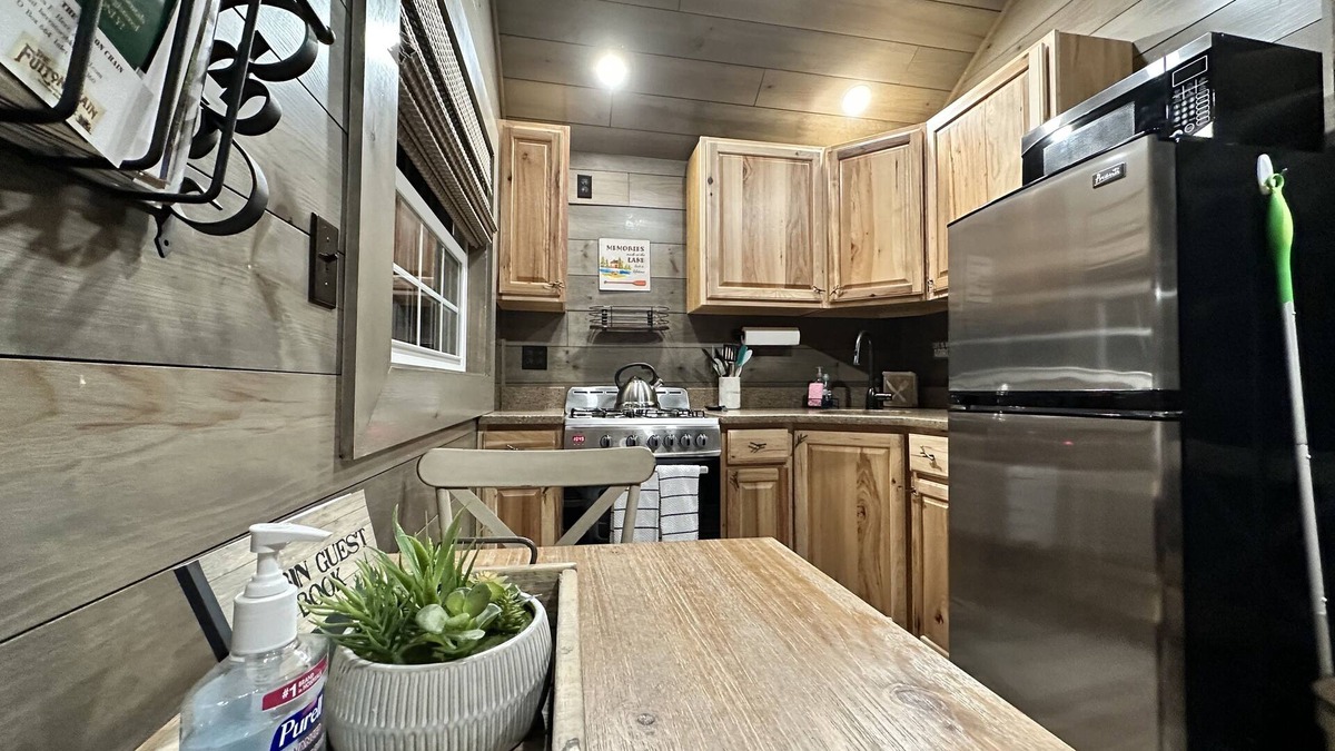 Old Forge Cottage | Cottage "8th Lake" 2-bedroom cottage at The Lakes Old Forge.