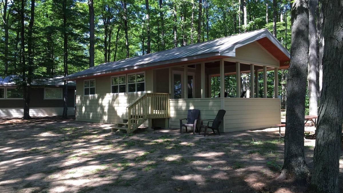 Empire RV Rental | Cottage 9 sleeps 4 people