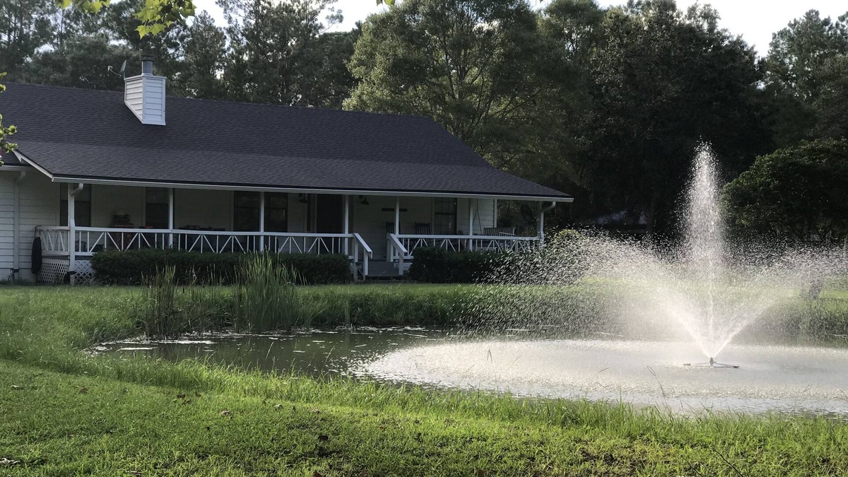 MacClenny Apartment | Cottage at Freckled Face Farm