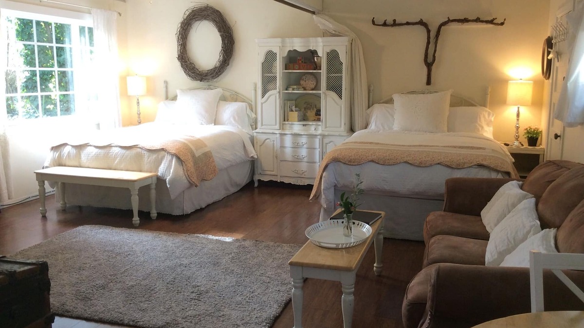 Napa Cottage | Cottage at Main Street Farmhouse!