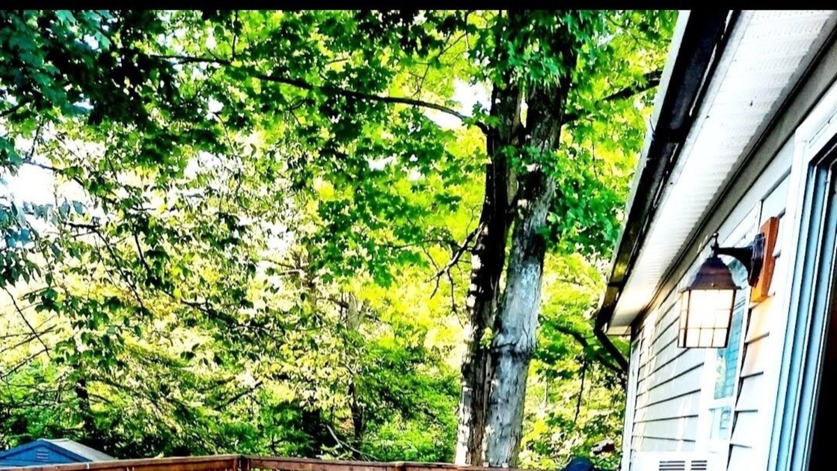 Sherkston RV Rental | Cottage at Sherkston a 5 star resort.
