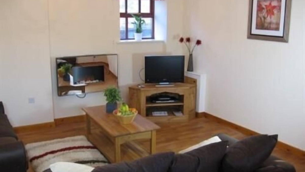 Lymm Cottage | Cottage Boomedge Room at Broomedge Farm Cottages