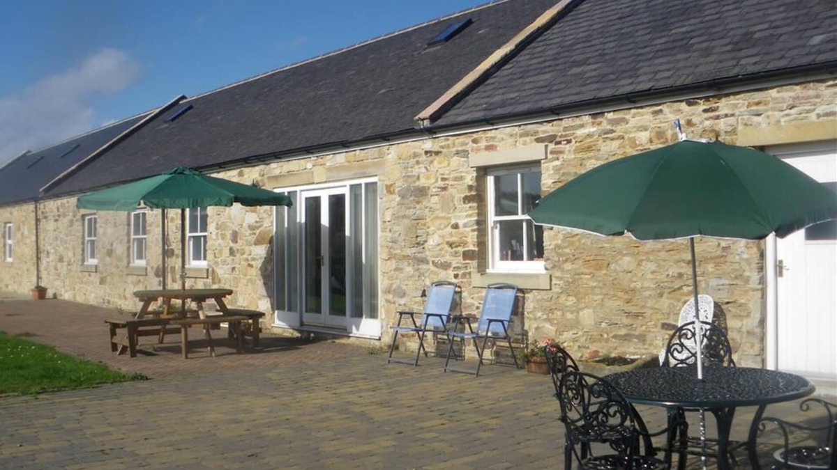 Durham House | Cottage Bungalow with Garden View at Hamsteels Hall
