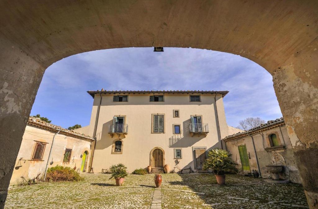 Cerami House | Cottage, Cerami