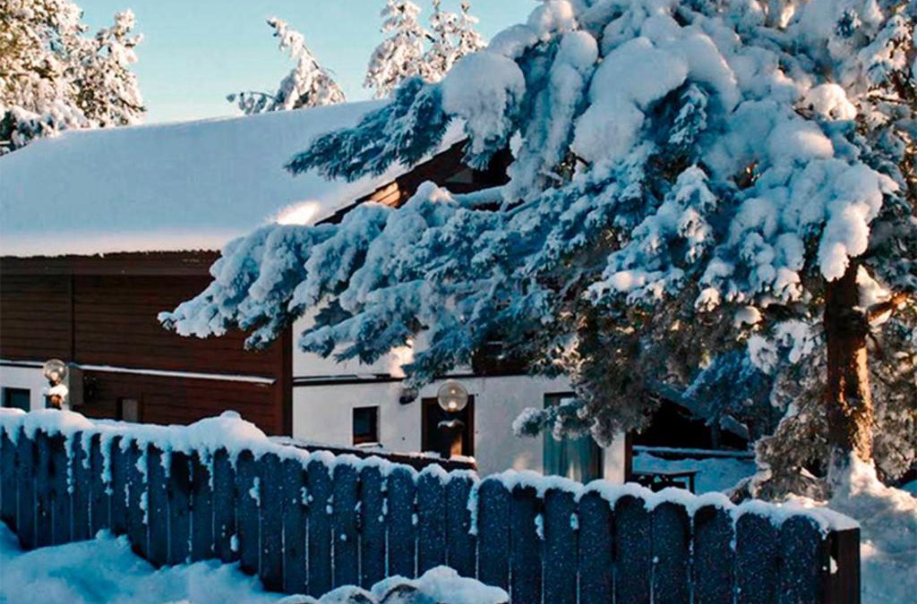 Krasnoozernoe Ski Chalet | Cottage Chalet