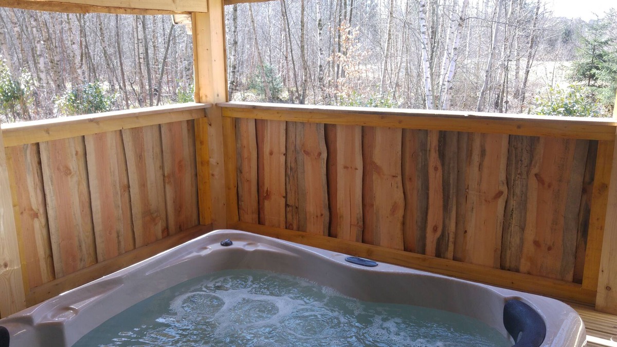 Corcieux Ski Chalet | COTTAGE-CHALET with JACUZZI and PRIVATE POND, in the heart of nature!