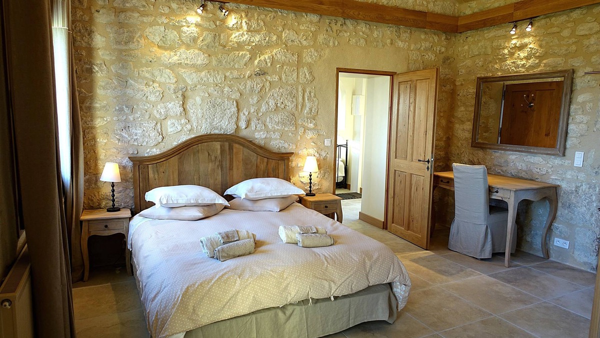 Saussignac House | Cottage de Luxe 2 a 3 Personnes - vue Imprenable et Piscine sur Place Ferme bio