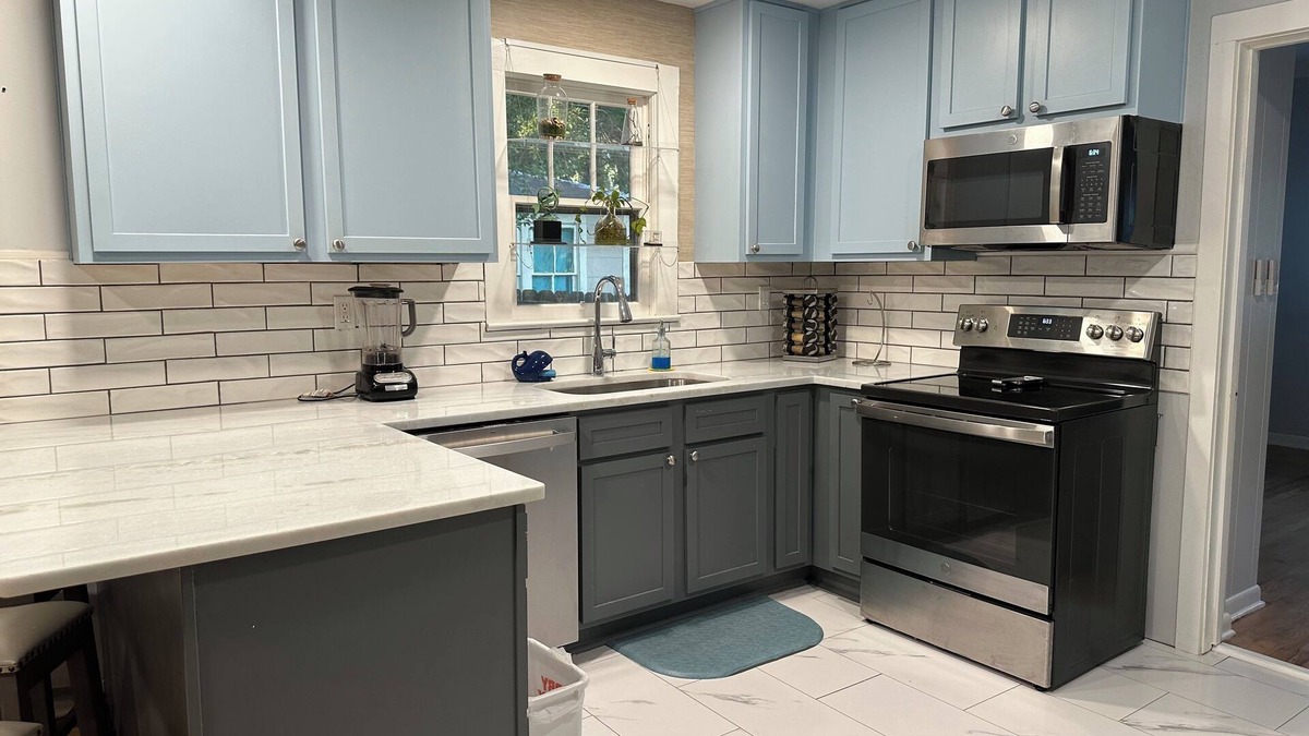Foley Cottage | Cottage Downtown Foley/1 mi to Sports Complex/4 mi to OWA/11 mi to beach