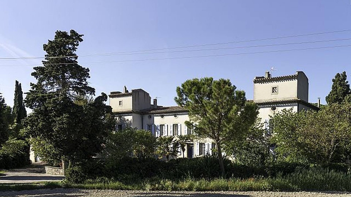 Villesiscle Cottage | Cottage for 4 people at Domaine de la Forçate with swimming pool in the park.