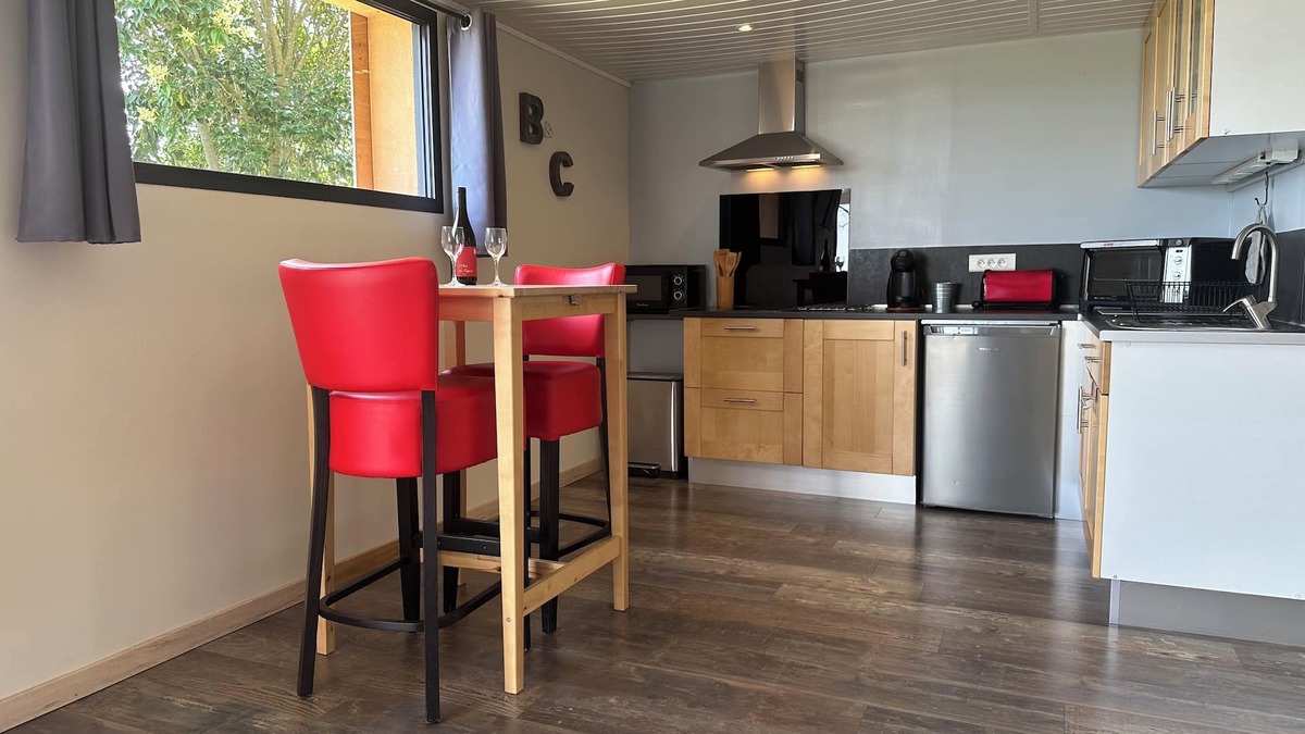 Montgaillard-Lauragais Apartment | Cottage "Wood & Pebbles"
