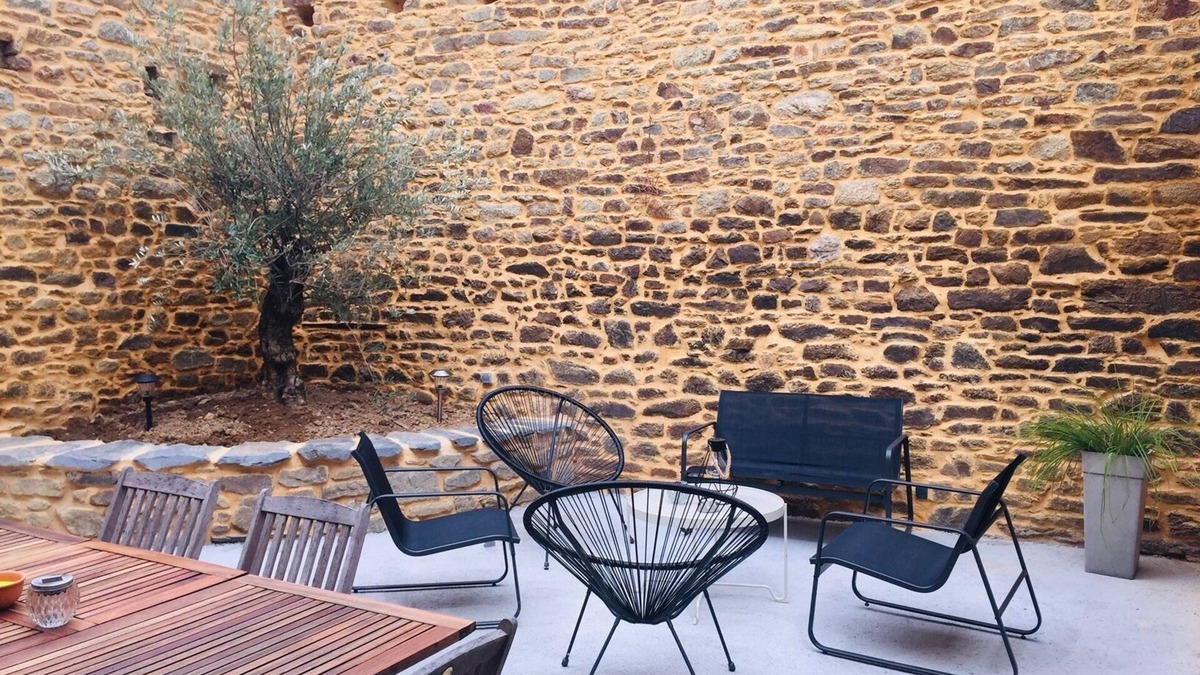 Saint-Vincent-sur-Oust House | Cottage au Patio