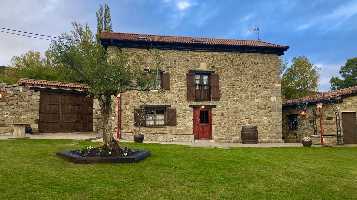 Polentinos Cottage | Cottage (full rental) El Guaje for 12 people