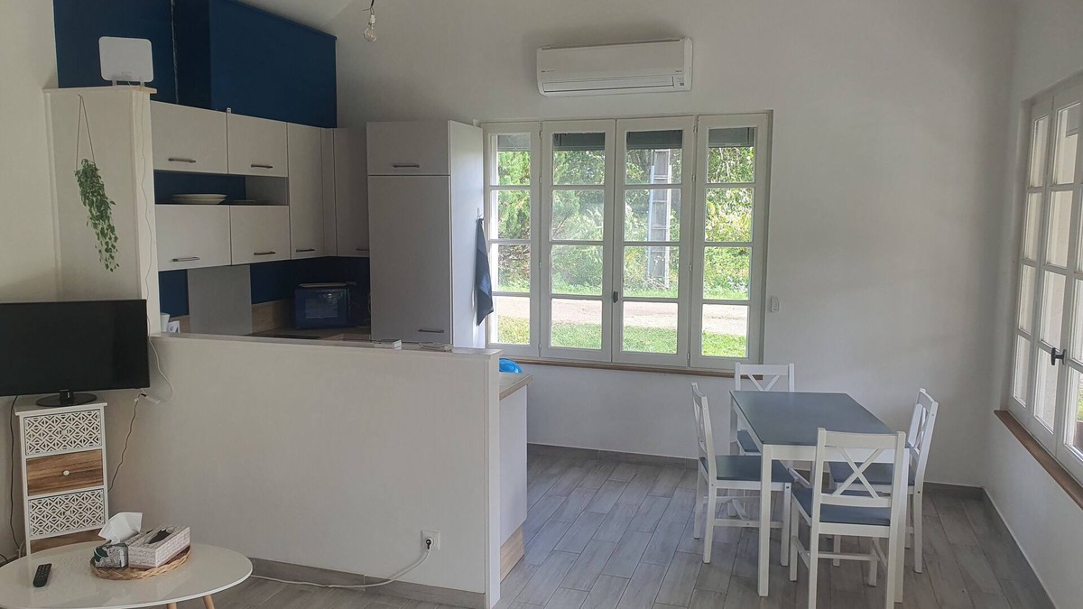 Decize Cottage | Cottage/gîte à Labri de Lagitation Dans un Environnement Calme et Serein