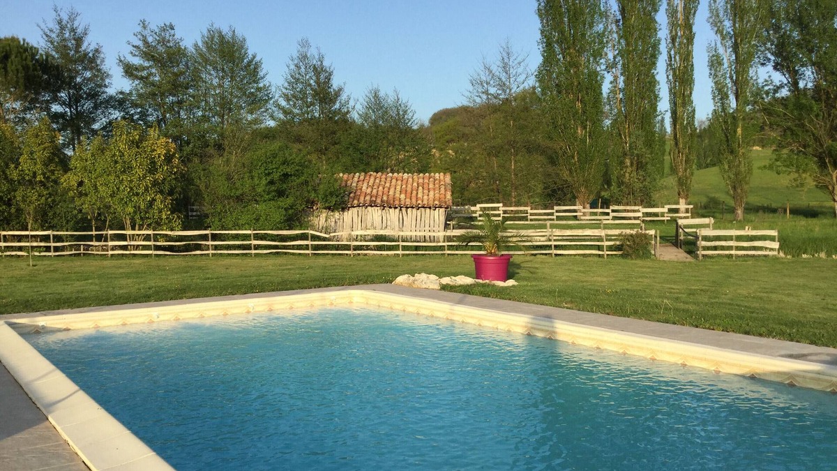 Cazes-Mondenard House | Cottage 'Gîte Du Moulin De La Peyrière' with Private Pool, Shared Terrace and Wi-Fi