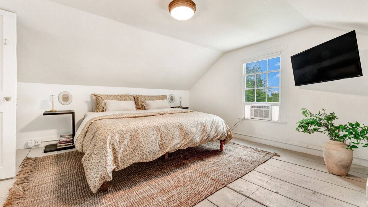 Oak Hill Cottage | Cottage & Hot Tub Near Ski Resorts