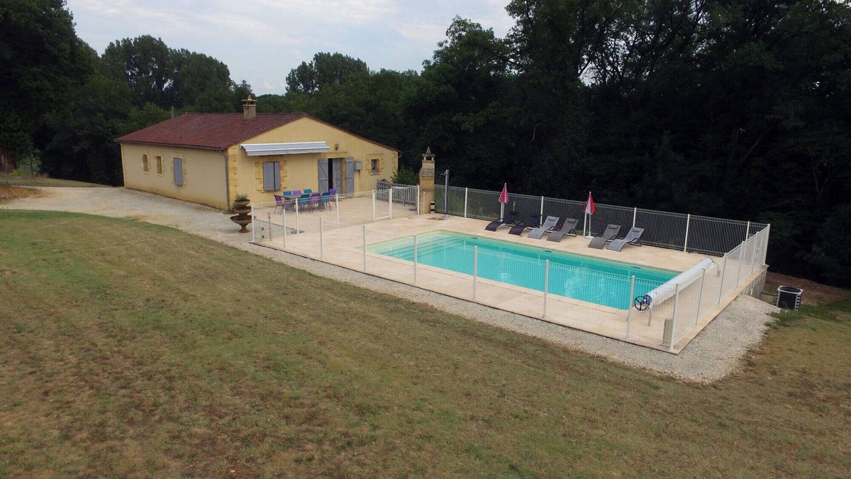 Saint-Genies House | cottage in black perigord with private pool