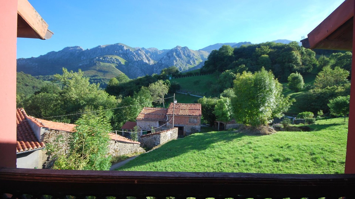 Berodia Cottage | Cottage in Cabrales overlooking the Picos de Europa