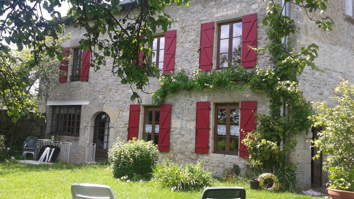 Dun-sur-Meuse House | Cottage in Dun-high "LA BAURETTE"