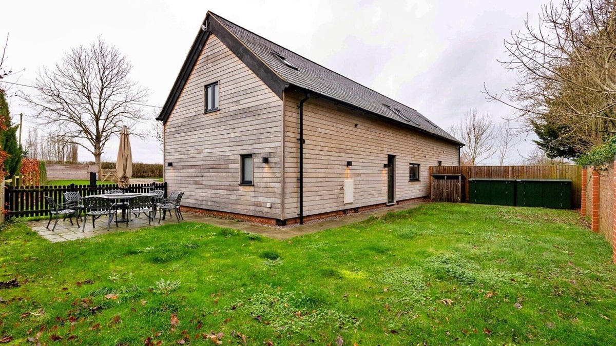 Dorsington Cottage | Cottage in England Forest with Private Garden