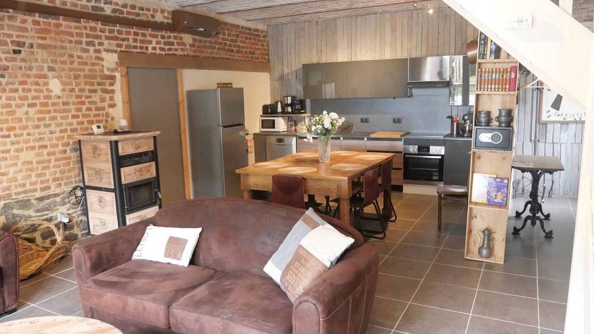 Flines-les-Mortagne Cottage | Cottage in a renovated stable with private garden, air conditioning, parking, WIFI