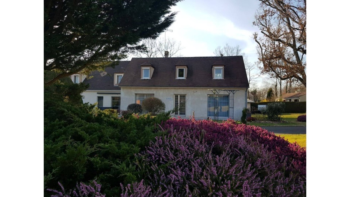 Milly-la-Foret House | Cottage in Milly La Forêt 14 people 5 bedrooms
