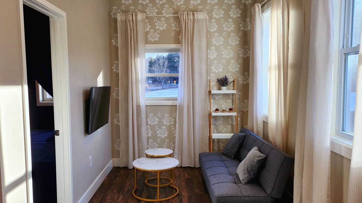 West Dover Cottage | Cottage in Private Village On VT-100 (5-min to Mount Snow)