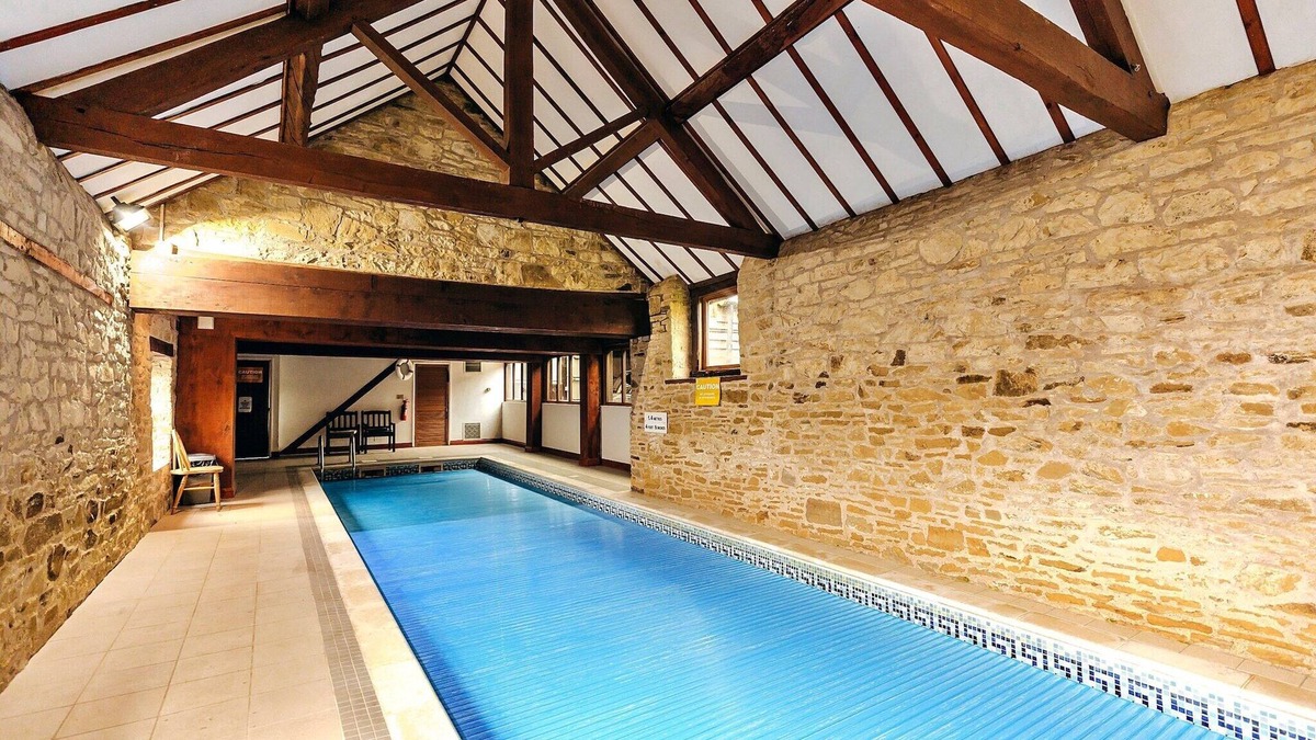 Craven Arms Cottage | Cottage in Shropshire with Pool & Tennis